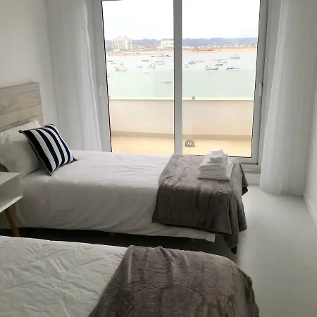 Serene Waterfront Apartament